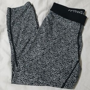 SOLD!! Nike Leggings